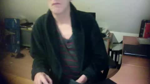 Snapshot of amor2200 chatting on January 18, 2026, 3:10 am Amor2200 online show from January 18, 2026, 3:10 am