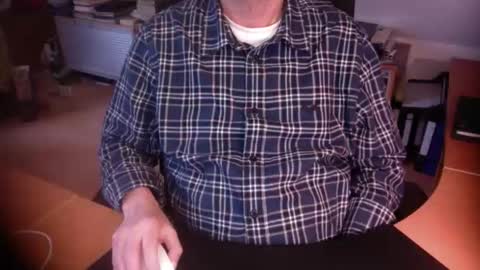 Snapshot of amor2200 chatting on February 2, 2026, 8:35 am Amor2200 online show from February 2, 2026, 8:35 am