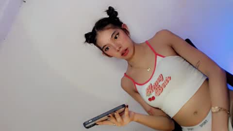 Belle Tylor online show from January 25, 2025, 6:45 am