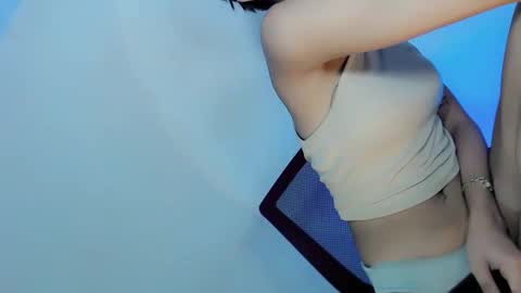 Belle Tylor online show from January 29, 2025, 6:43 am