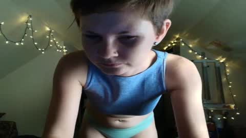 Amora Mystic online show from November 13, 2025, 4:33 am