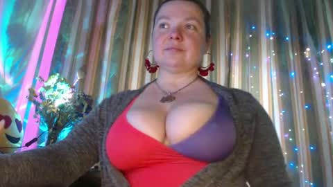 amorelara online show from July 23, 2026, 7:06 am