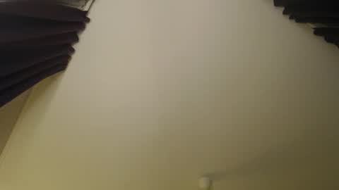 Snapshot of amoremeoww chatting on January 23, 2025, 3:43 pm miss unforgettable online show from January 23, 2025, 3:43 pm