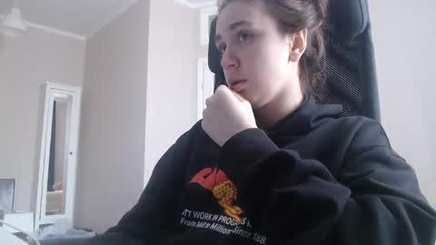 Snapshot of amoremeoww chatting on February 26, 2025, 7:42 am miss unforgettable online show from February 26, 2025, 7:42 am