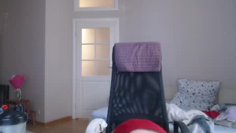 Snapshot of amoremeoww chatting on April 6, 2026, 2:51 pm miss unforgettable online show from April 6, 2026, 2:51 pm