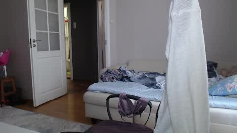 Snapshot of amoremeoww chatting on April 12, 2026, 9:58 am miss unforgettable online show from April 12, 2026, 9:58 am