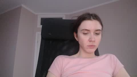 Snapshot of amoremeoww chatting on April 25, 2026, 3:53 pm miss unforgettable online show from April 25, 2026, 3:53 pm
