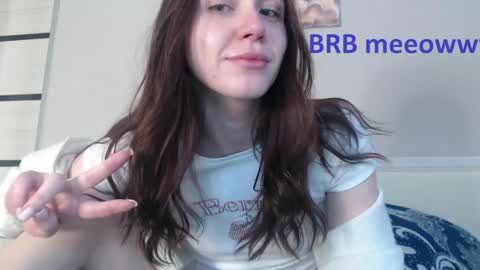 Snapshot of amoremeoww chatting on May 8, 2026, 9:03 am miss unforgettable online show from May 8, 2026, 9:03 am