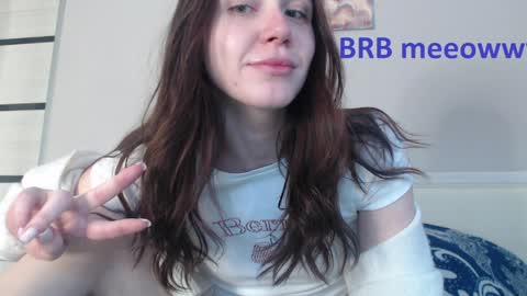 Snapshot of amoremeoww chatting on May 12, 2026, 9:56 pm miss unforgettable online show from May 12, 2026, 9:56 pm