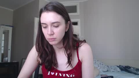 Snapshot of amoremeoww chatting on May 14, 2026, 12:01 pm miss unforgettable online show from May 14, 2026, 12:01 pm