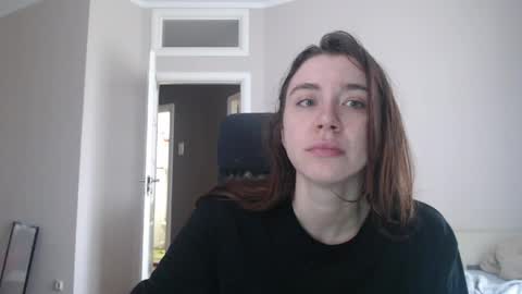 Snapshot of amoremeoww chatting on May 15, 2026, 8:10 am miss unforgettable online show from May 15, 2026, 8:10 am