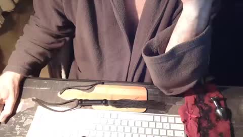 amslave4f online show from February 7, 2025, 7:50 am