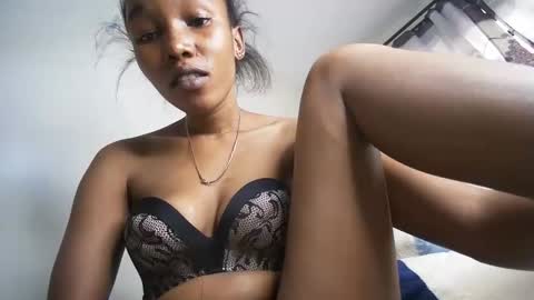 Snapshot of amunetlover chatting on March 31, 2026, 9:21 am shantel online show from March 31, 2026, 9:21 am