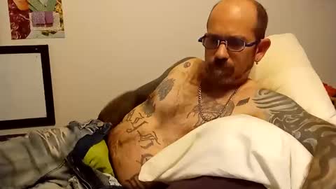 Snapshot of amunrethegod chatting on October 13, 2025, 7:25 pm amunrethegod online show from October 13, 2025, 7:25 pm