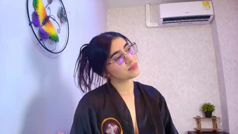 amy__wats0n online show from November 5, 2025, 7:14 pm