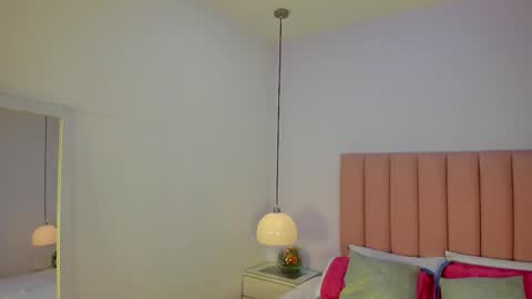 Aleja   online show from November 16, 2025, 11:10 pm