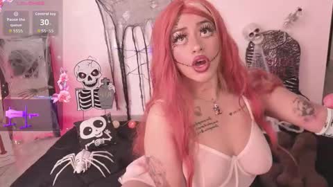 Snapshot of amy_nicolee chatting on October 5, 2025, 3:54 pm Little Slut Nicolee online show from October 5, 2025, 3:54 pm