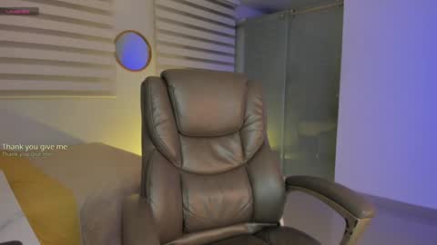  Help me reach 150 likes online show from September 9, 2025, 6:13 am