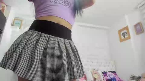 Amy Caroland online show from March 8, 2025, 8:11 am