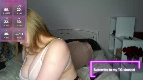 Snapshot of amy_skyy chatting on September 14, 2025, 5:01 pm amy_skyy online show from September 14, 2025, 5:01 pm