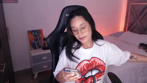 Mia Cristancho online show from June 4, 2026, 8:26 pm
