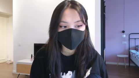 girl next door named Amy online show from February 12, 2025, 4:33 am