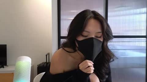 girl next door named Amy online show from February 14, 2025, 7:38 am