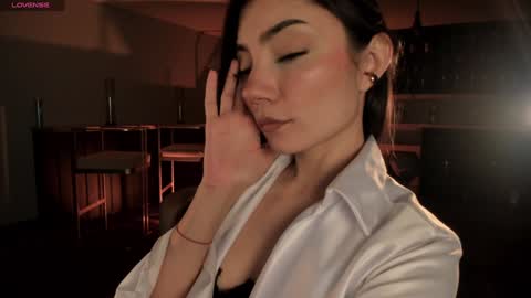 Amy Armstrong online show from January 21, 2025, 12:25 am