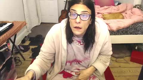 Snapshot of amyattack chatting on January 24, 2025, 11:15 am Trashely Gimpson online show from January 24, 2025, 11:15 am