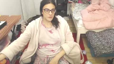 Snapshot of amyattack chatting on March 3, 2025, 10:28 am Trashely Gimpson online show from March 3, 2025, 10:28 am