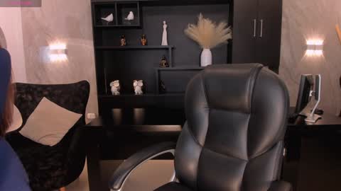 Amy  online show from January 10, 2025, 8:04 pm