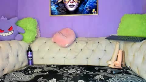 Amy Kamila online show from January 14, 2026, 5:07 pm