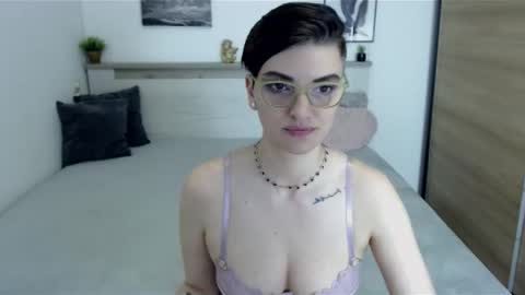 Hi there guys  My pleasure in your hands  pvt is open online show from April 5, 2026, 12:52 am