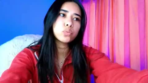 Snapshot of amyolimpo chatting on November 29, 2025, 6:33 pm Amy ... Nice to meet u thumb up me please its important online show from November 29, 2025, 6:33 pm