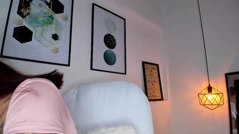 Amy online show from April 1, 2026, 11:44 am