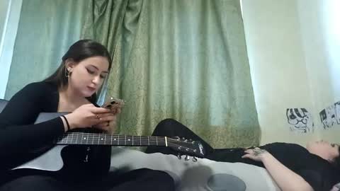 amywinks online show from April 15, 2026, 12:45 pm