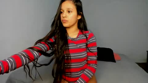 Snapshot of amyy_28 chatting on July 13, 2026, 12:02 am Amyy online show from July 13, 2026, 12:02 am