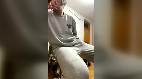 Snapshot of amyyrlikesdeep chatting on April 29, 2026, 7:09 pm amyyrlikesdeep online show from April 29, 2026, 7:09 pm