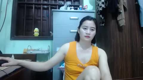 an_naughty online show from May 16, 2026, 6:54 am