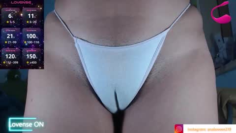 Snapshot of ana_loveee chatting on September 17, 2025, 9:44 am Ana lopez - Cameltoe girl online show from September 17, 2025, 9:44 am
