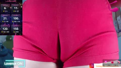 Snapshot of ana_loveee chatting on September 25, 2025, 6:00 pm Ana lopez - Cameltoe girl online show from September 25, 2025, 6:00 pm