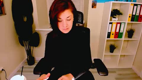 Ana online show from November 10, 2025, 10:03 am