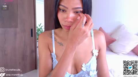 ana_moretti online show from February 20, 2026, 4:07 pm