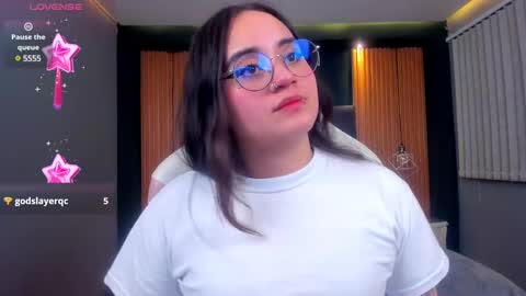 Snapshot of ana_taylor2 chatting on February 24, 2025, 8:58 pm Ana online show from February 24, 2025, 8:58 pm