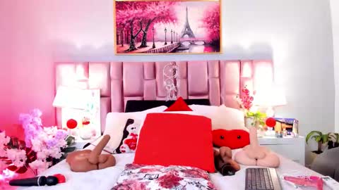 anaa_bellaa online show from January 8, 2026, 12:29 pm