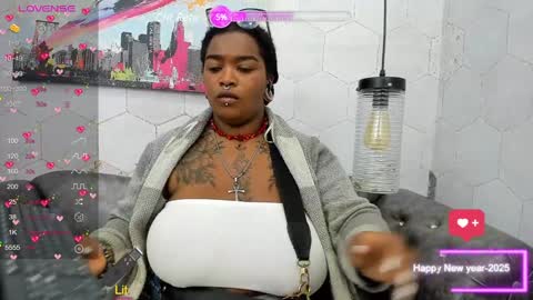 ANNA FUENTES online show from January 8, 2025, 11:32 am