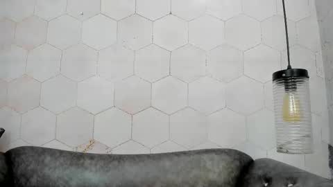 ANNA FUENTES online show from March 4, 2025, 5:45 pm