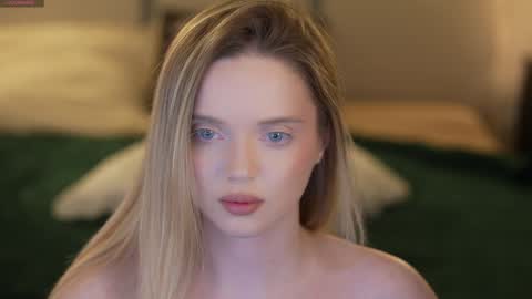 Snapshot of anabel054 chatting on February 23, 2026, 8:44 am Anabel Kira Zlata Kira Elice Lana Dominika Sofy Kaila Bridget online show from February 23, 2026, 8:44 am