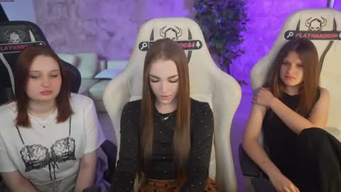 Snapshot of anabel054 chatting on June 11, 2026, 2:59 pm Anabel Kira Zlata Kira Elice Lana Dominika Sofy Kaila Bridget online show from June 11, 2026, 2:59 pm