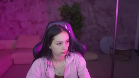 Snapshot of anabel054 chatting on June 20, 2026, 3:42 am Anabel Kira Zlata Kira Elice Lana Dominika Sofy Kaila Bridget online show from June 20, 2026, 3:42 am